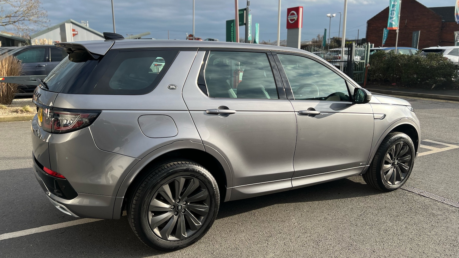 Used Land Rover Discovery Sport 2020 for sale - 77813290: Photo 26