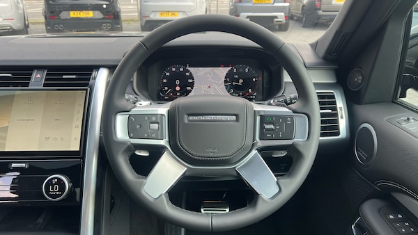 Used Land Rover Discovery 2025 for sale - 76255215: Photo 15
