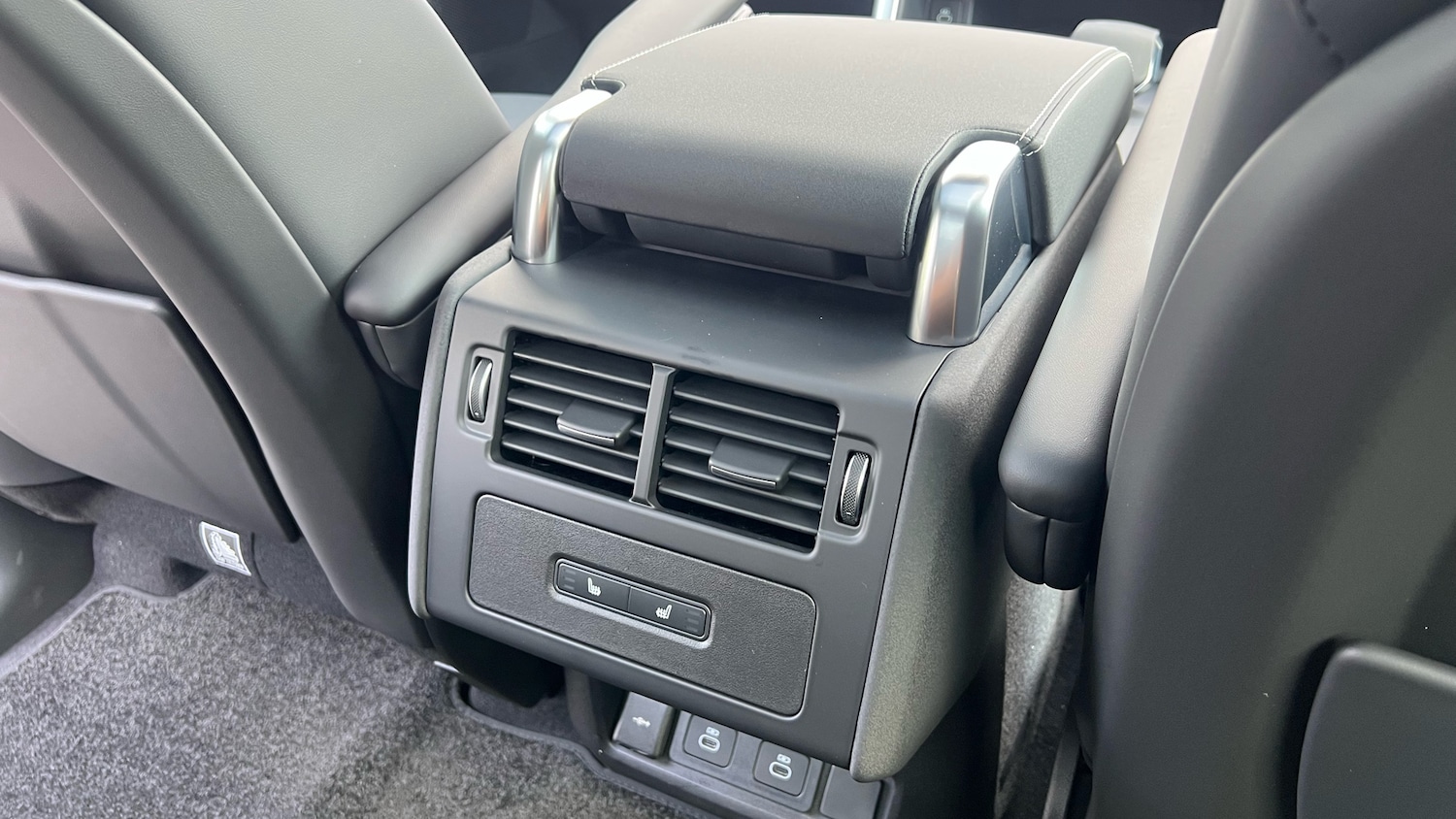 Used Land Rover Discovery 2025 for sale - 76255215: Photo 18