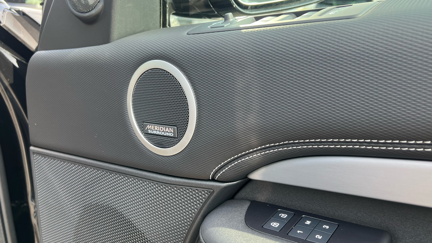 Used Land Rover Discovery 2025 for sale - 76255215: Photo 30