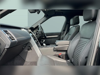 Used Land Rover Discovery 2023 for sale - 78698514: Photo