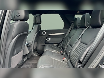 Used Land Rover Discovery 2023 for sale - 78698514: Photo