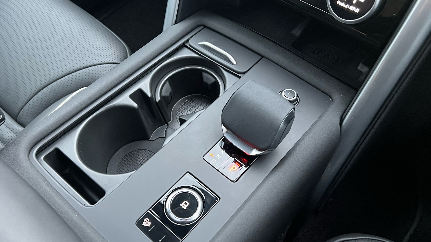 Used Land Rover Discovery 2024 for sale - 77116417: Photo 13