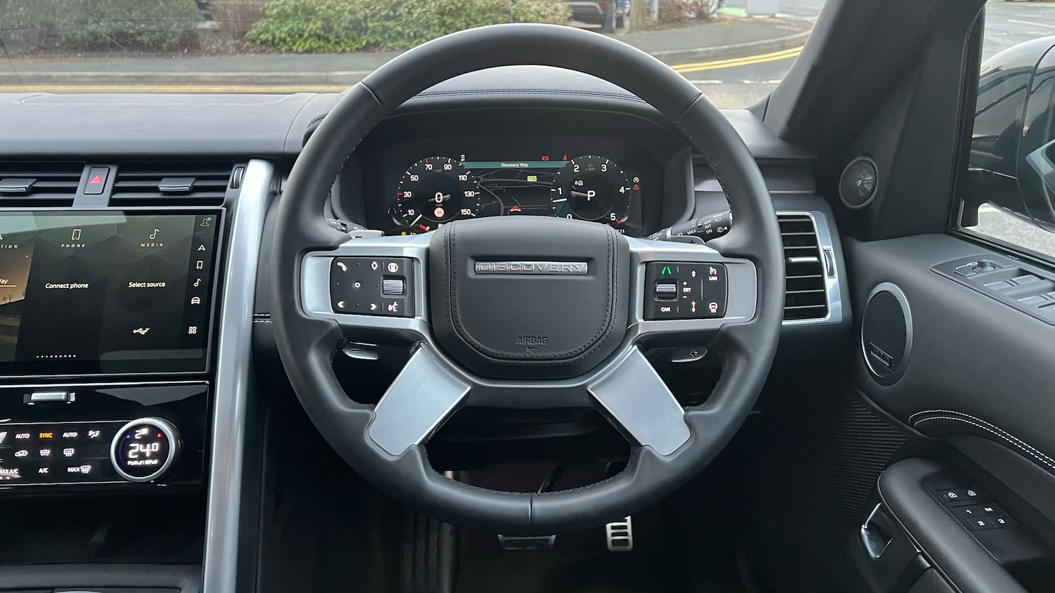 Used Land Rover Discovery 2024 for sale - 77116417: Photo 15