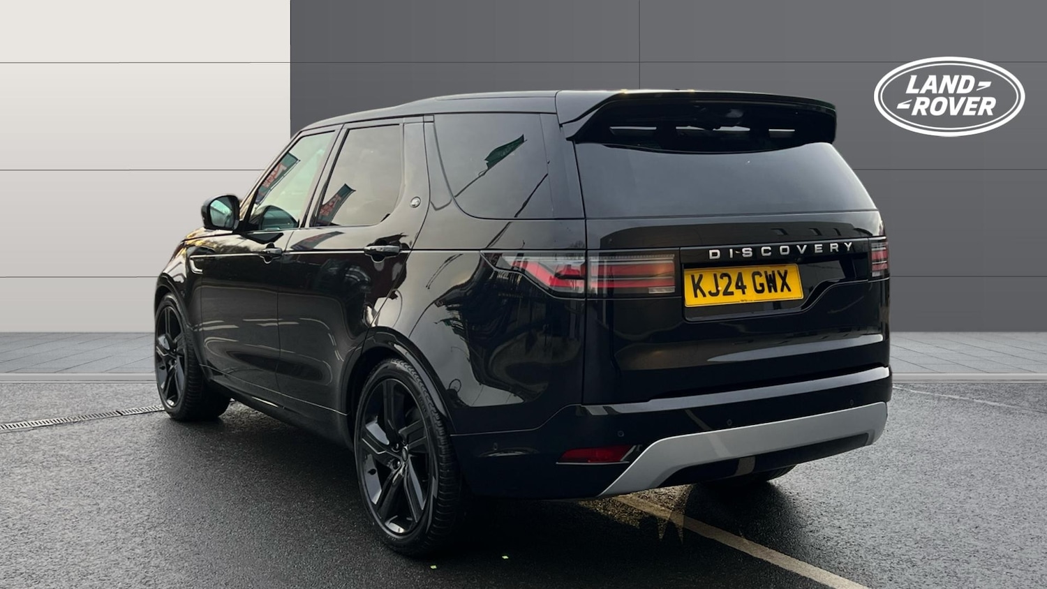 Used Land Rover Discovery 2024 for sale - 77116417: Photo 2