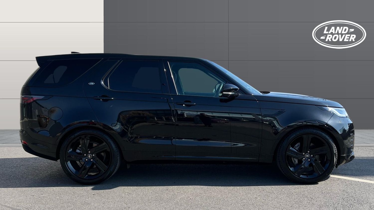 Used Land Rover Discovery 2024 for sale - 78025913: Photo 5