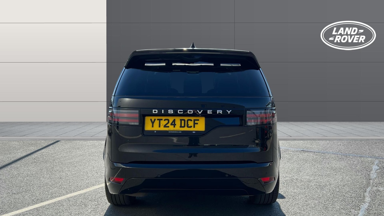 Used Land Rover Discovery 2024 for sale - 78025913: Photo 6