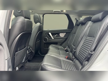 Used Land Rover Discovery Sport 2020 for sale - 76255218: Photo