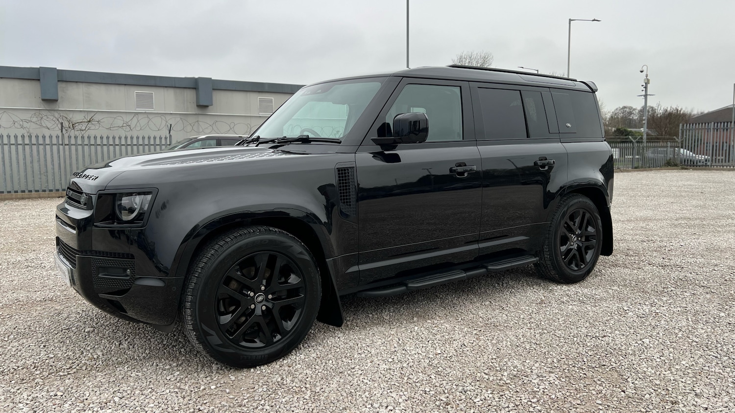 Used Land Rover Defender 2023 for sale - 77822039: Photo 23