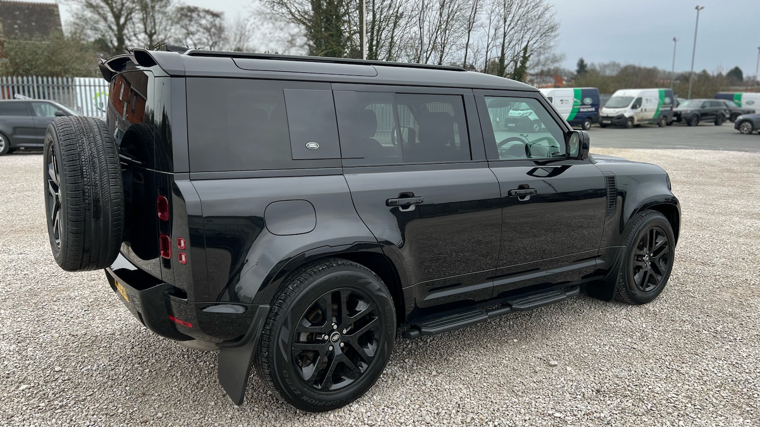 Used Land Rover Defender 2023 for sale - 77822039: Photo 27