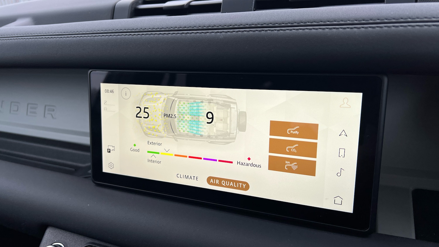 Used Land Rover Defender 2023 for sale - 77822039: Photo 41