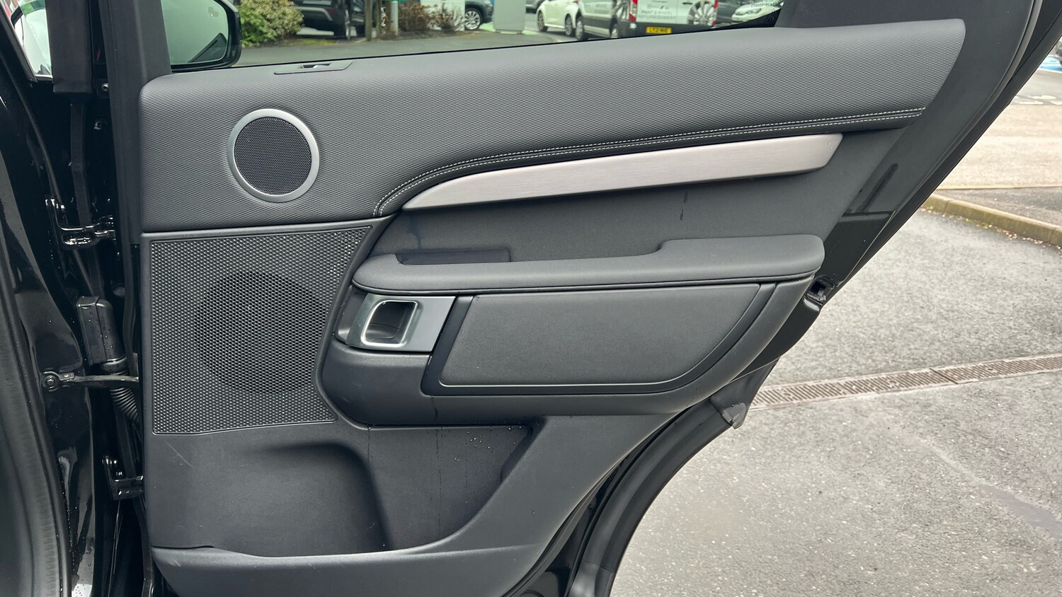 Used Land Rover Discovery 2025 for sale - 77186757: Photo 31