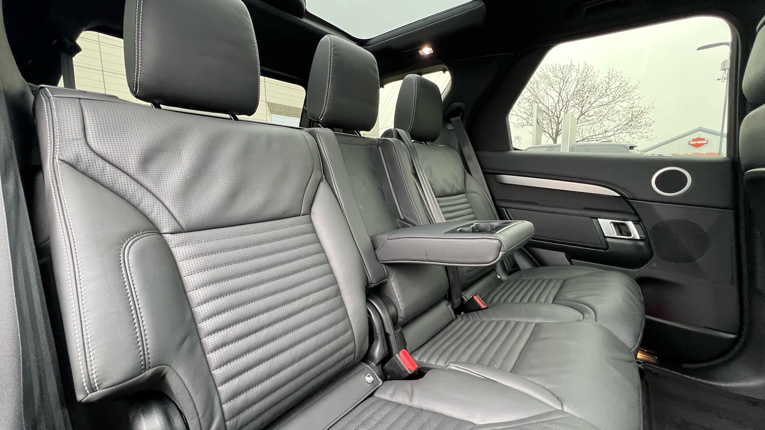 Used Land Rover Discovery 2025 for sale - 77186757: Photo 33