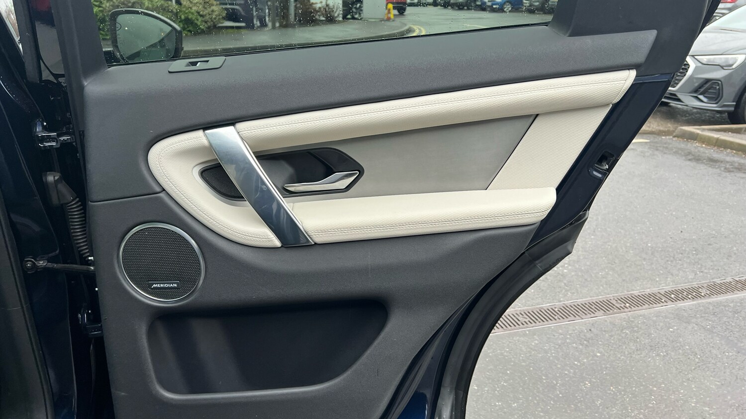 Used Land Rover Discovery Sport 2022 for sale - 77569325: Photo 31