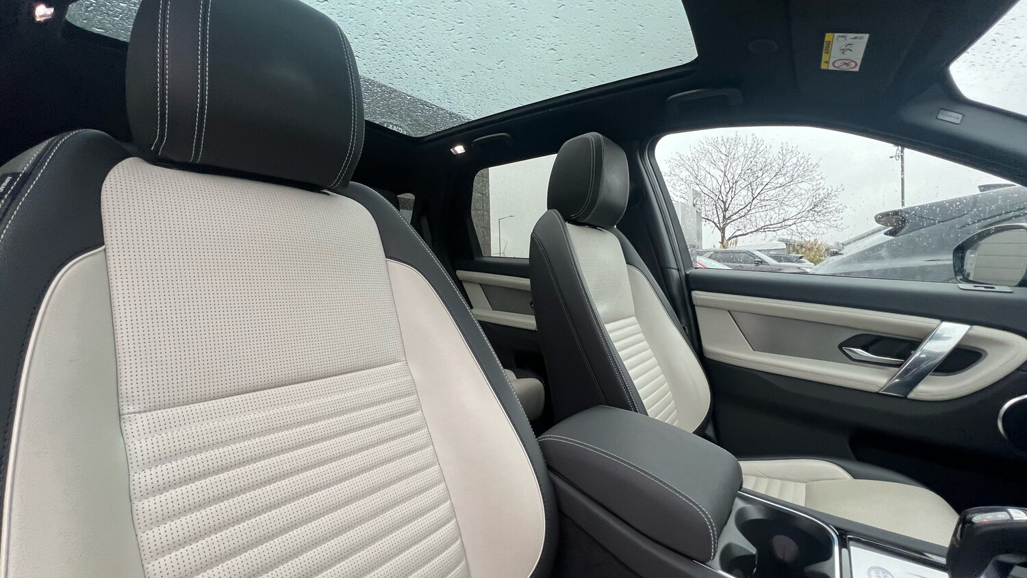 Used Land Rover Discovery Sport 2022 for sale - 77569325: Photo 37