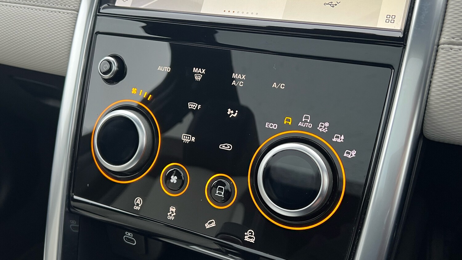 Used Land Rover Discovery Sport 2022 for sale - 77569325: Photo 43