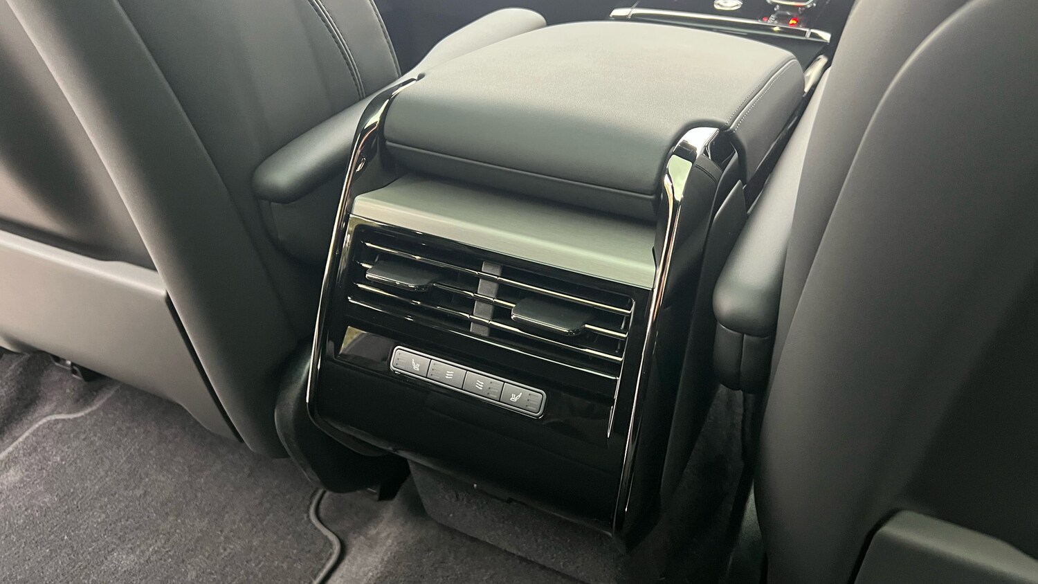 Used Land Rover Range Rover Sport 2025 for sale - 76037494: Photo 18