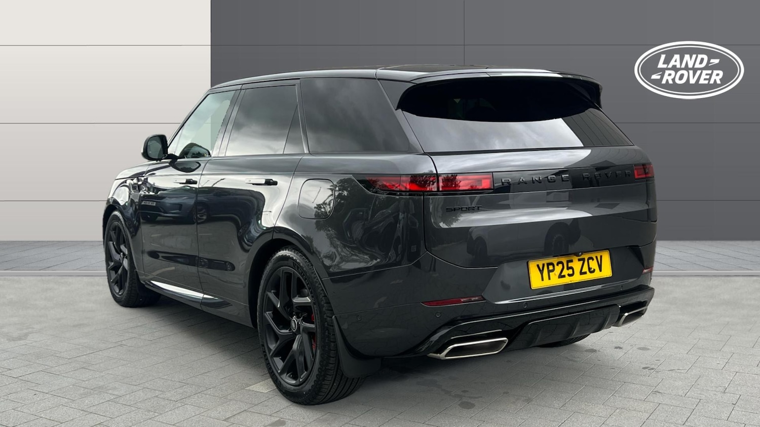 Used Land Rover Range Rover Sport 2025 for sale - 76037494: Photo 2