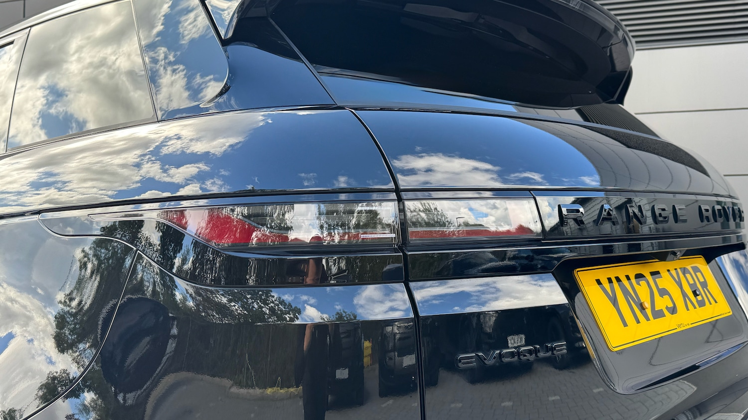 Used Land Rover Range Rover Evoque 2025 for sale - 76554154: Photo 19