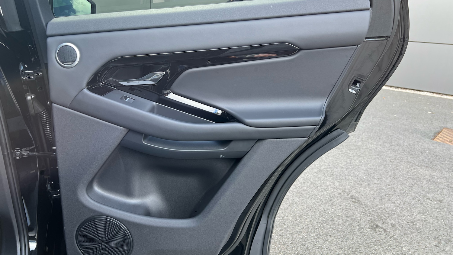 Used Land Rover Range Rover Evoque 2025 for sale - 76554154: Photo 31