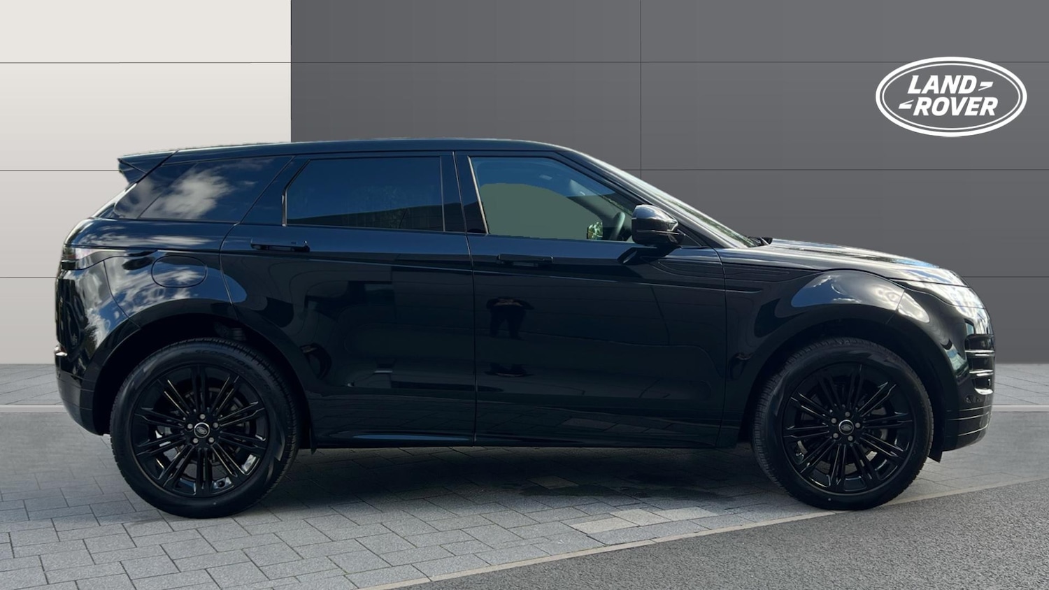 Used Land Rover Range Rover Evoque 2025 for sale - 76554154: Photo 5