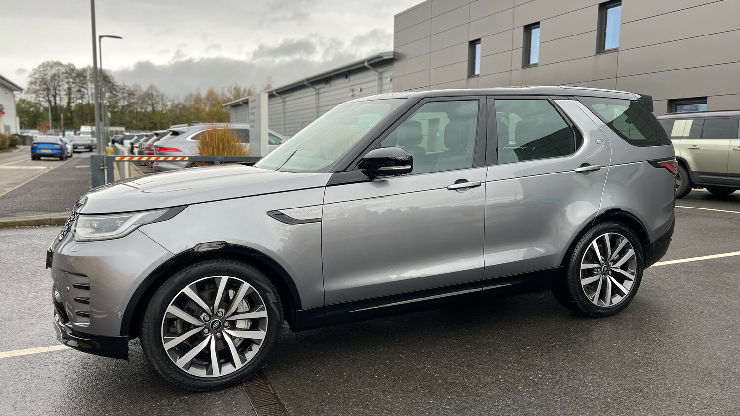 Used Land Rover Discovery 2022 for sale - 77336421: Photo 22