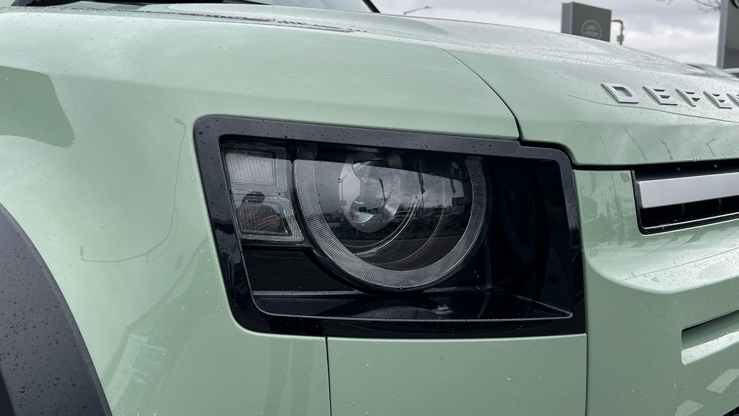 Used Land Rover Defender 2023 for sale - 77851184: Photo 17