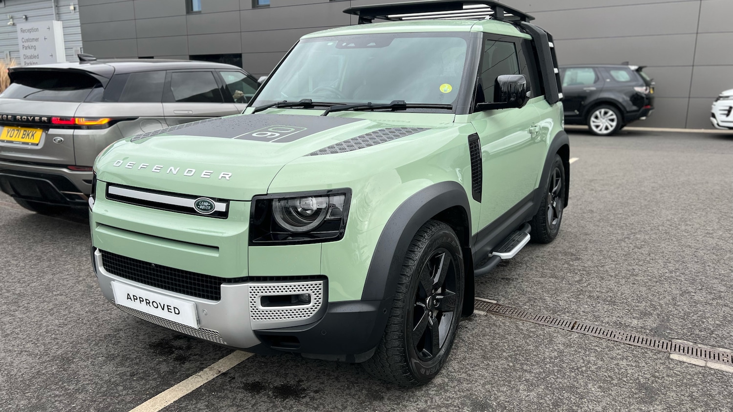 Used Land Rover Defender 2023 for sale - 77851184: Photo 24