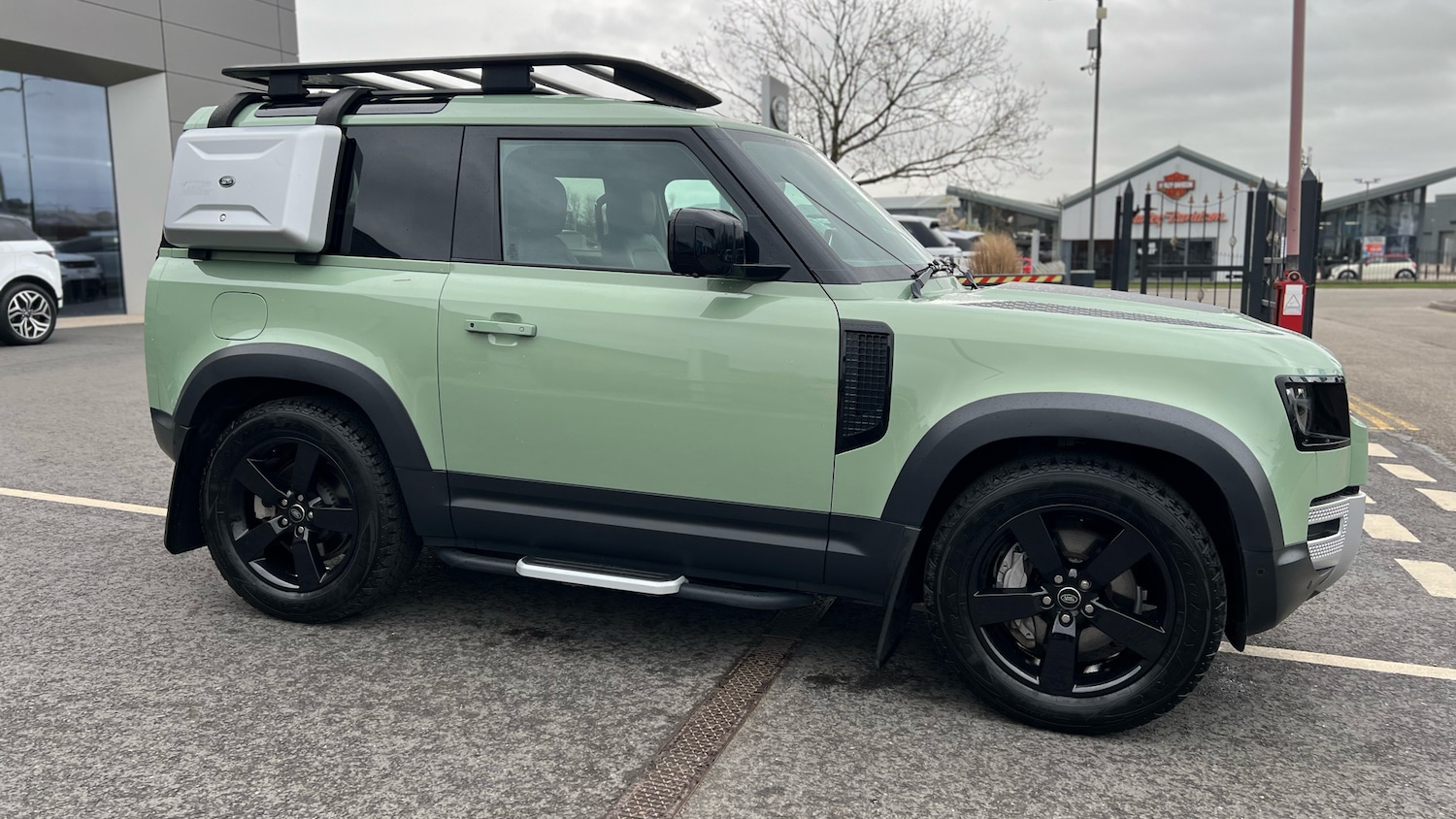 Used Land Rover Defender 2023 for sale - 77851184: Photo 26