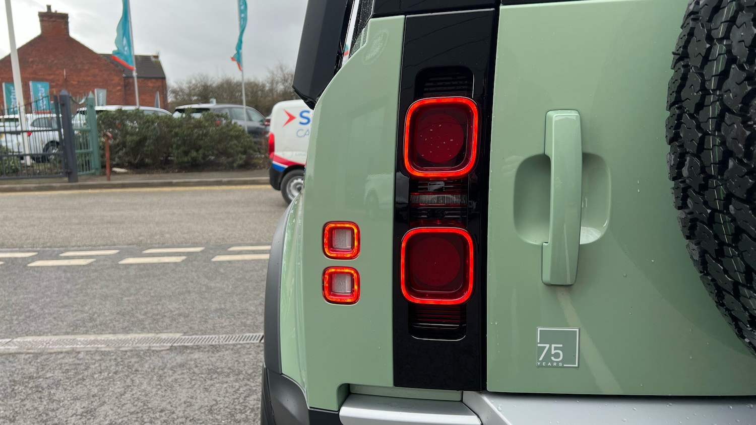 Used Land Rover Defender 2023 for sale - 77851184: Photo 31