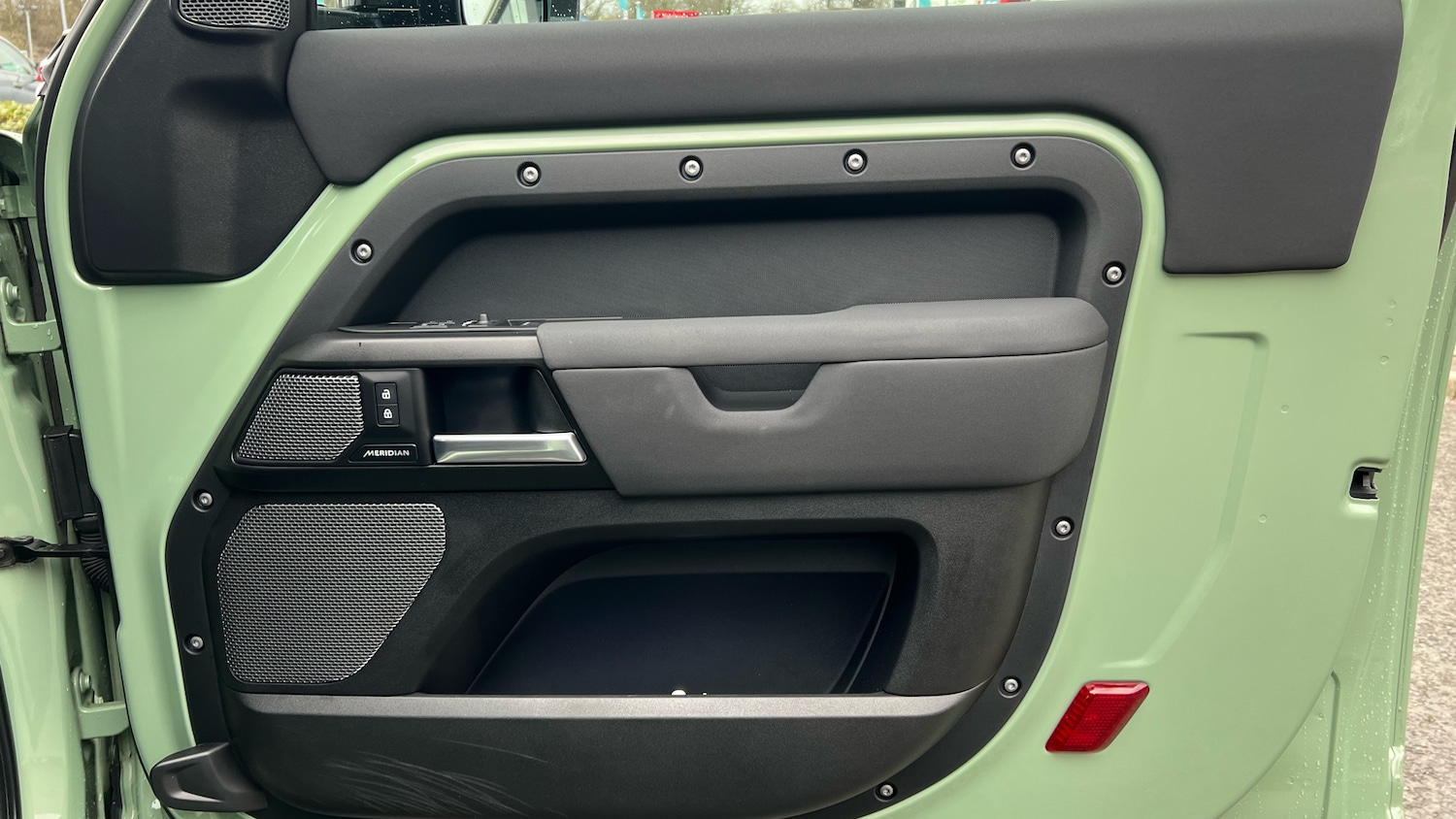 Used Land Rover Defender 2023 for sale - 77851184: Photo 32