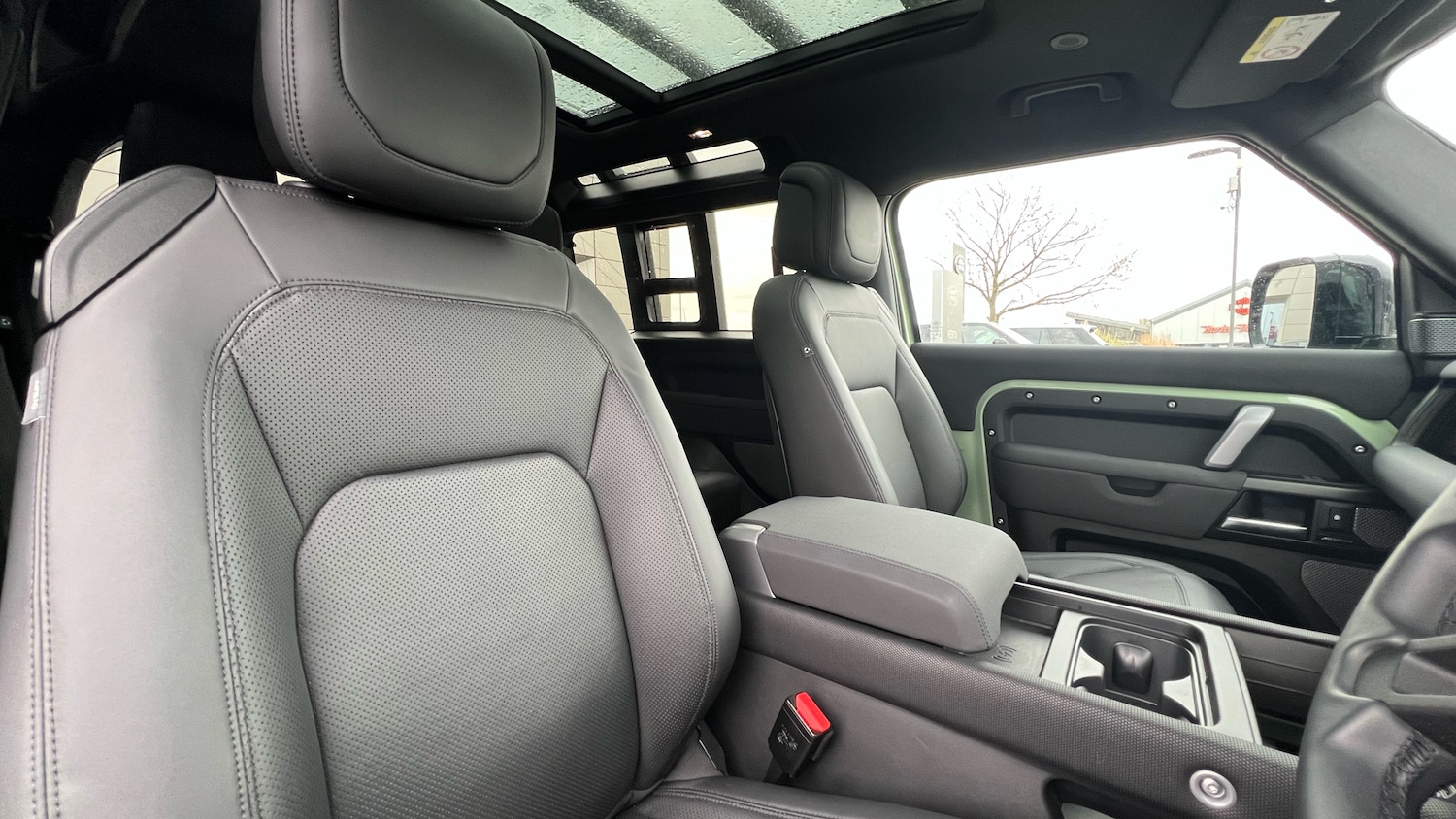 Used Land Rover Defender 2023 for sale - 77851184: Photo 36