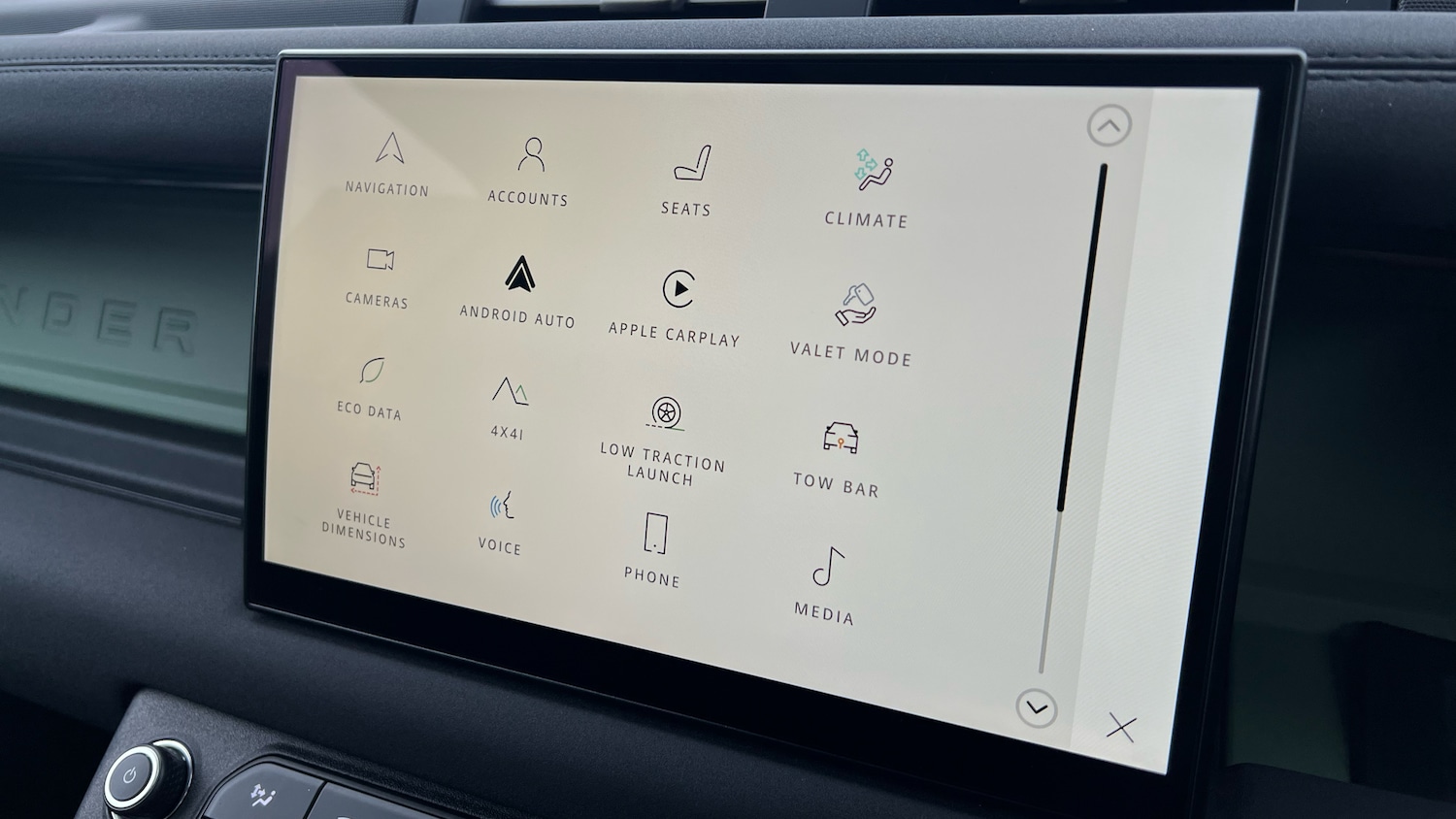 Used Land Rover Defender 2023 for sale - 77851184: Photo 38