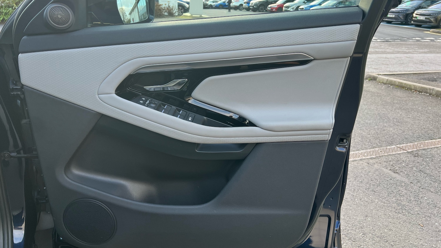 Used Land Rover Range Rover Evoque 2023 for sale - 76881506: Photo 34