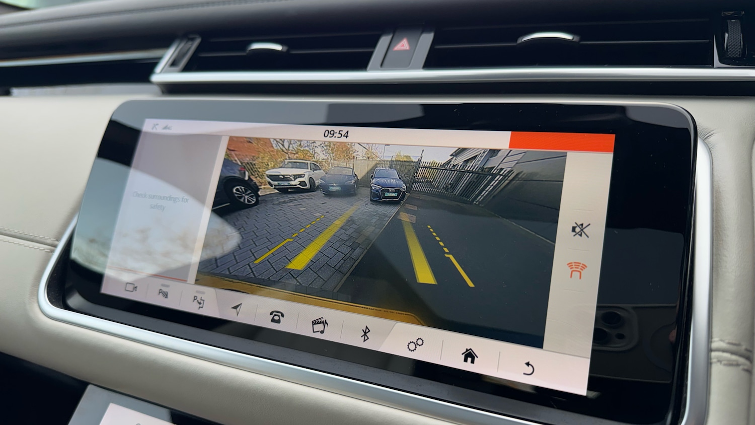 Used Land Rover Range Rover Velar 2019 for sale - 76382526: Photo 12