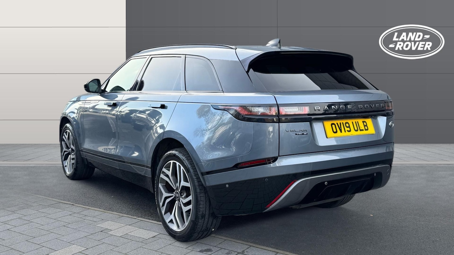 Used Land Rover Range Rover Velar 2019 for sale - 76382526: Photo 2