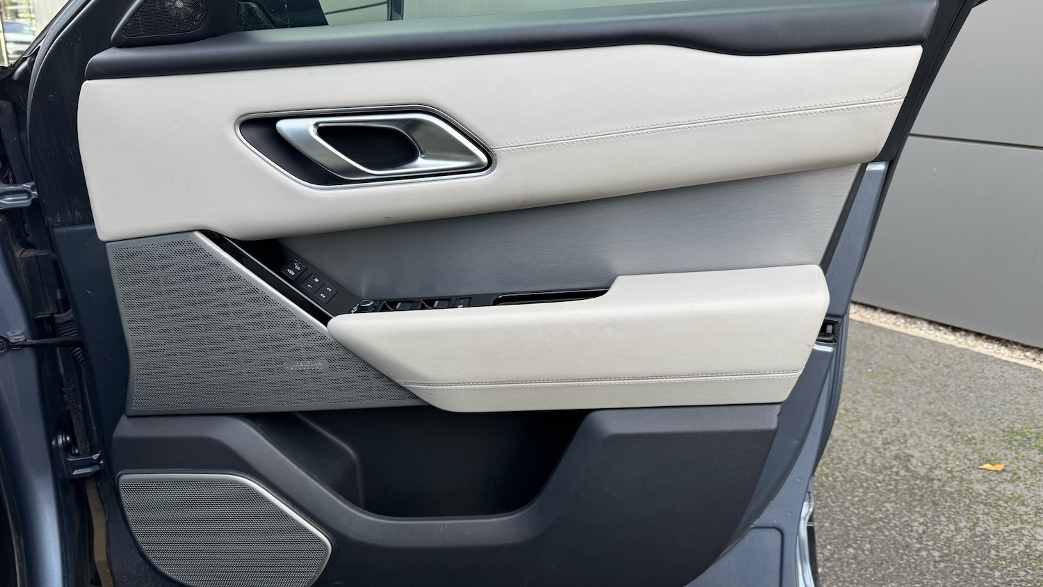 Used Land Rover Range Rover Velar 2019 for sale - 76382526: Photo 34