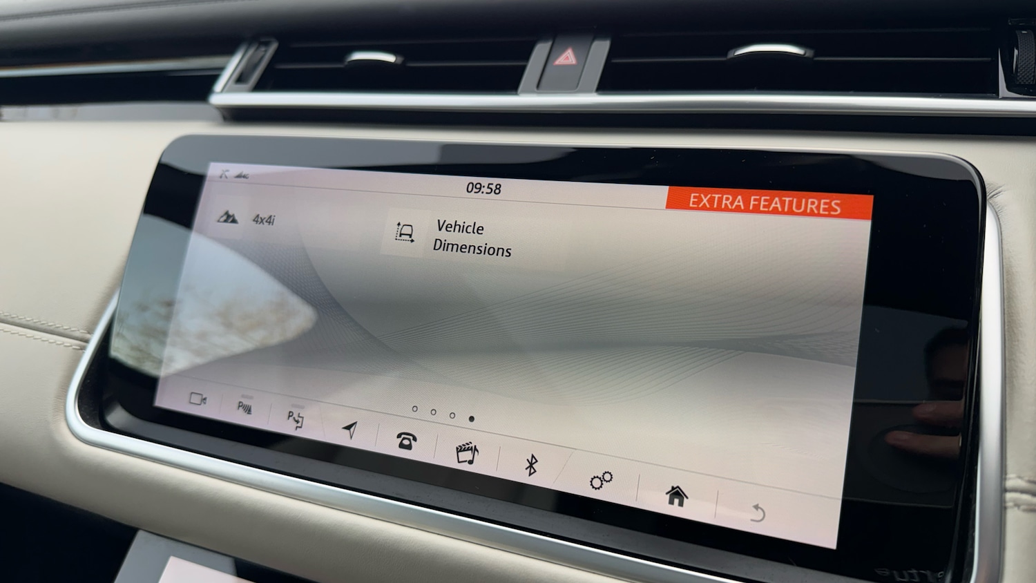 Used Land Rover Range Rover Velar 2019 for sale - 76382526: Photo 40