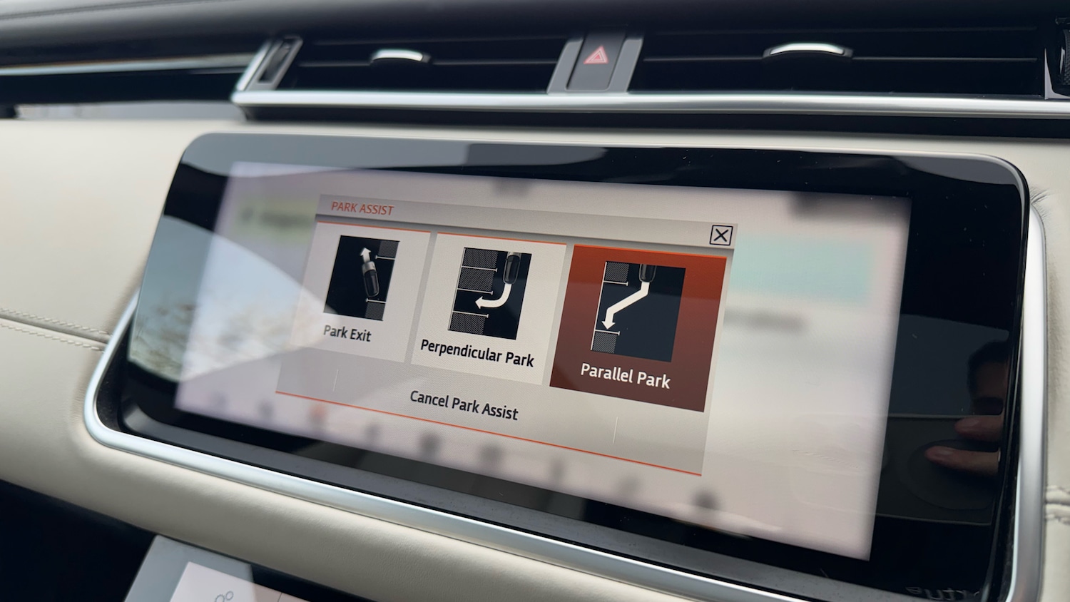 Used Land Rover Range Rover Velar 2019 for sale - 76382526: Photo 41