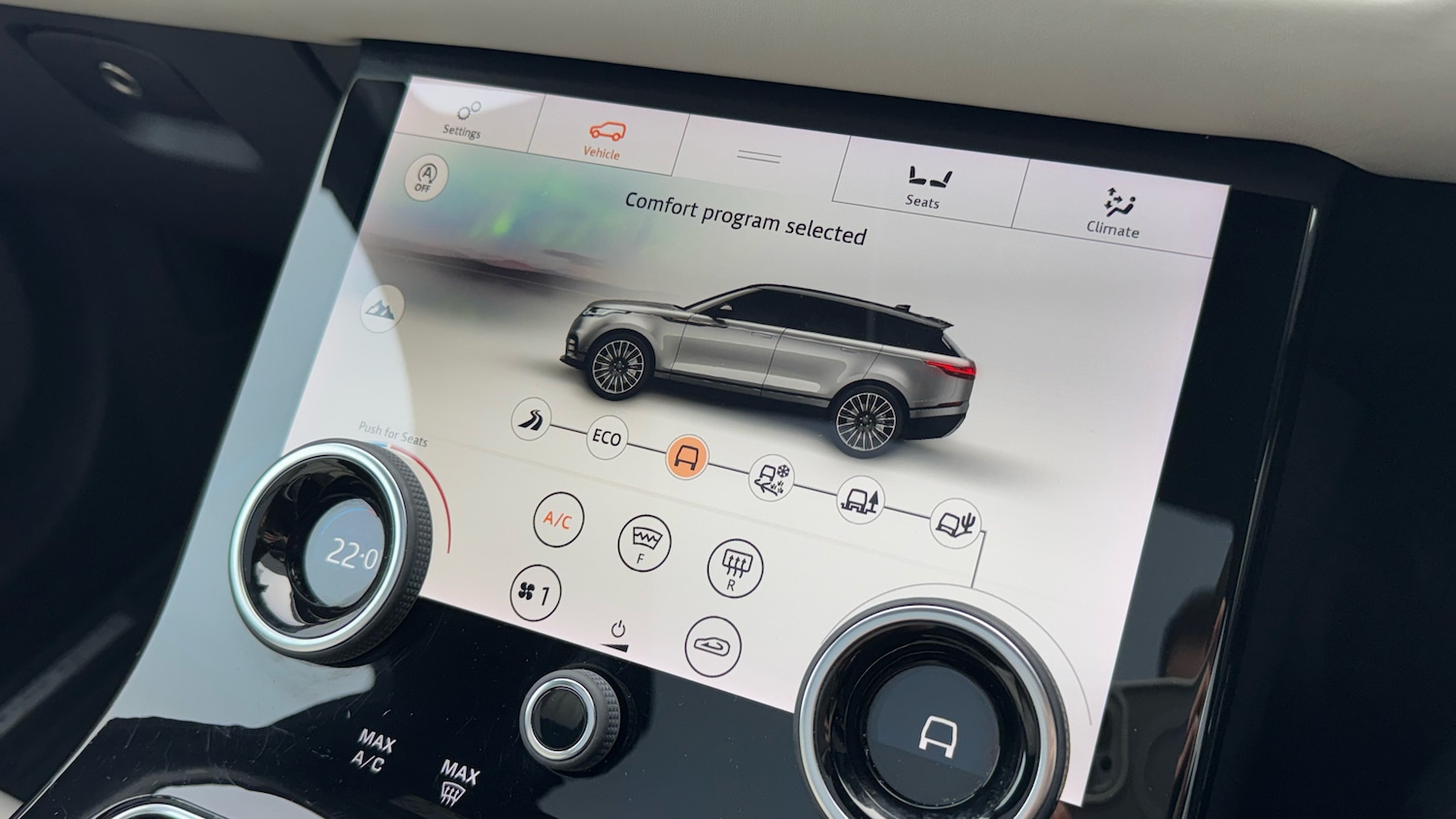 Used Land Rover Range Rover Velar 2019 for sale - 76382526: Photo 42