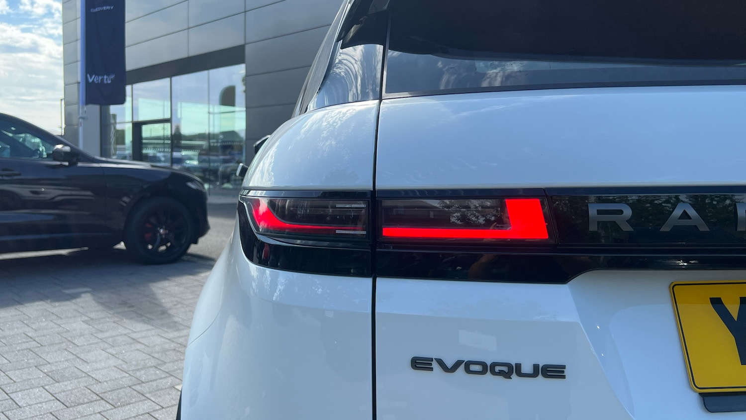 Used Land Rover Range Rover Evoque 2025 for sale - 76762336: Photo 30