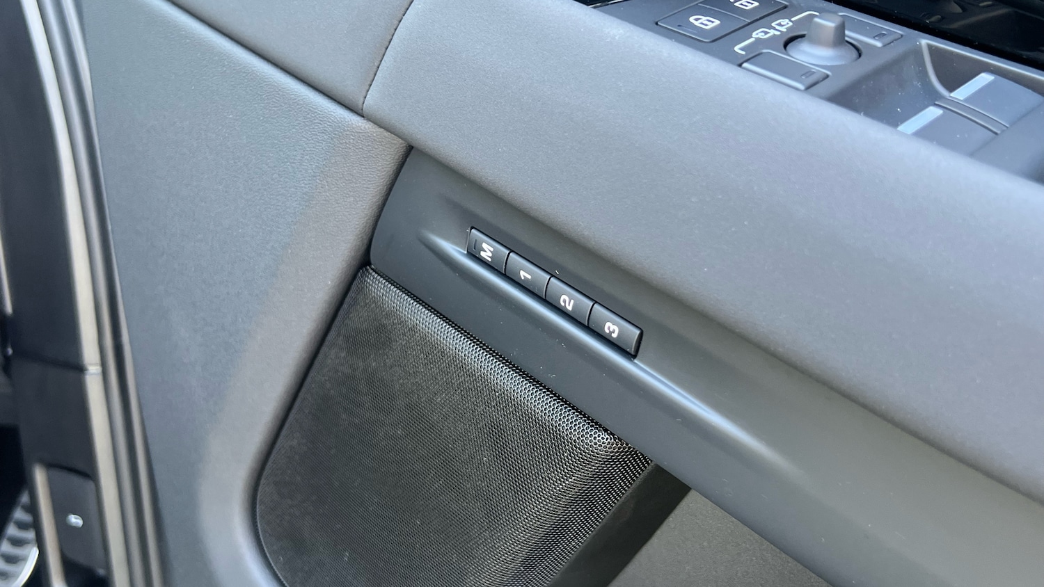 Used Land Rover Range Rover Evoque 2025 for sale - 76762336: Photo 36