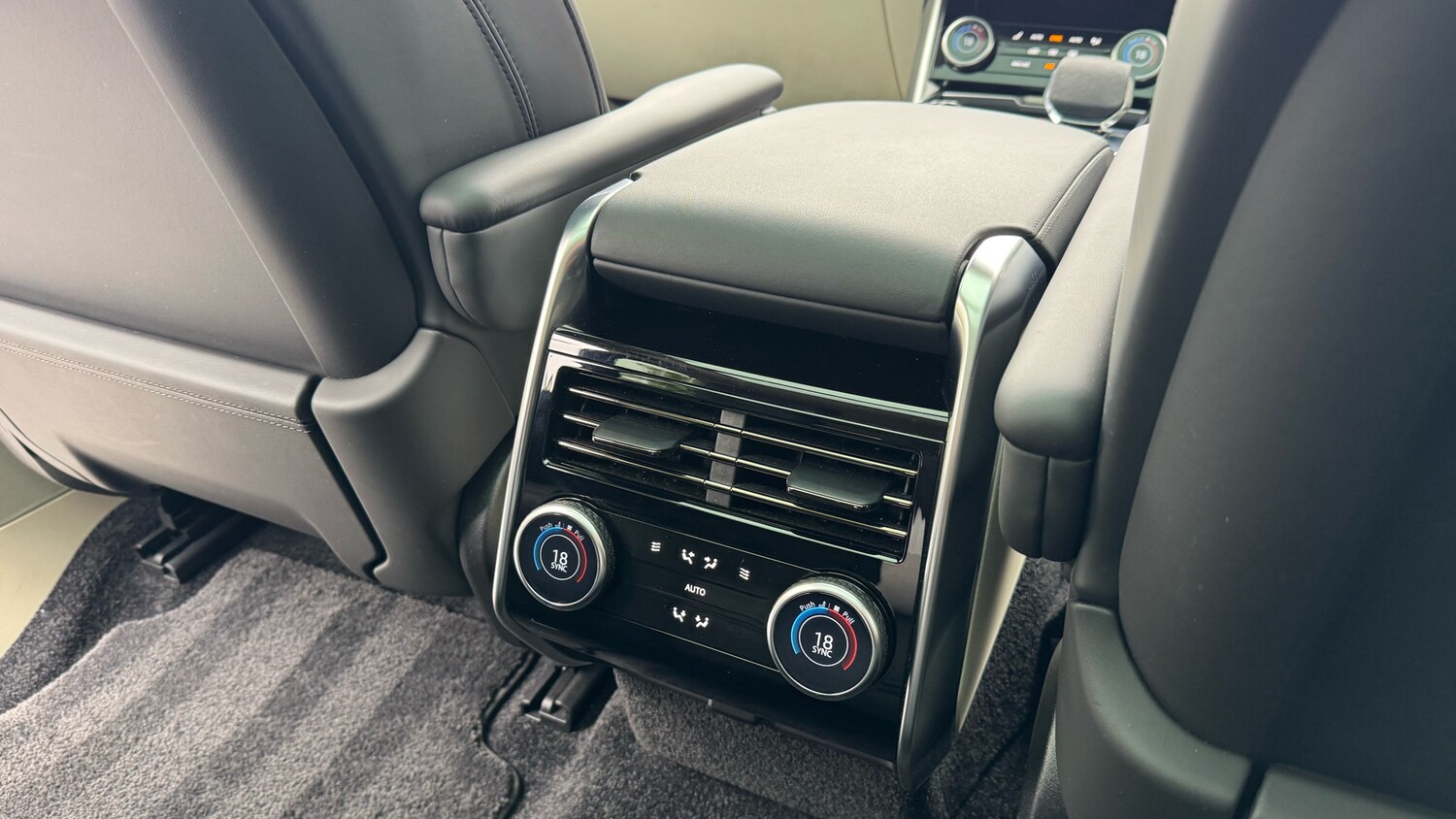 Used Land Rover Range Rover 2022 for sale - 76209202: Photo 18