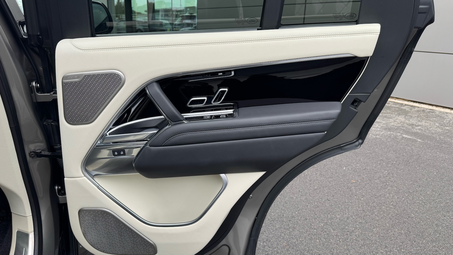 Used Land Rover Range Rover 2022 for sale - 76209202: Photo 32