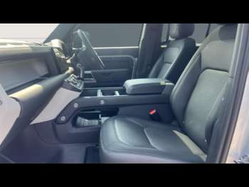 Used Land Rover Defender 2024 for sale - 74980678: Photo