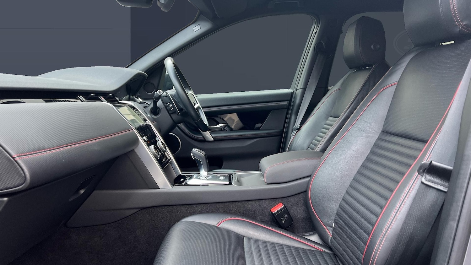 Used Land Rover Discovery Sport 2021 for sale - 76719192: Photo 3