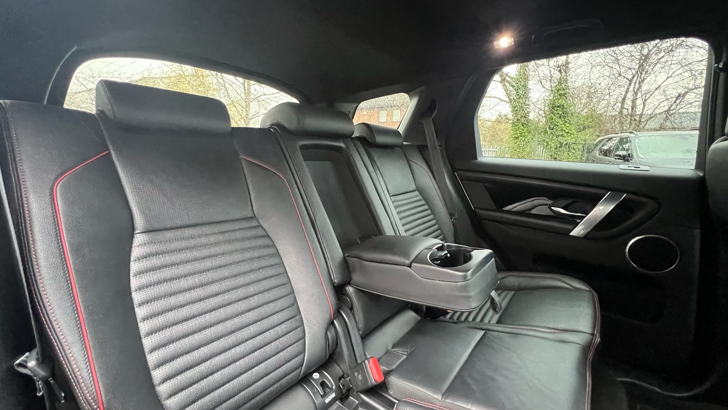 Used Land Rover Discovery Sport 2021 for sale - 76719192: Photo 33