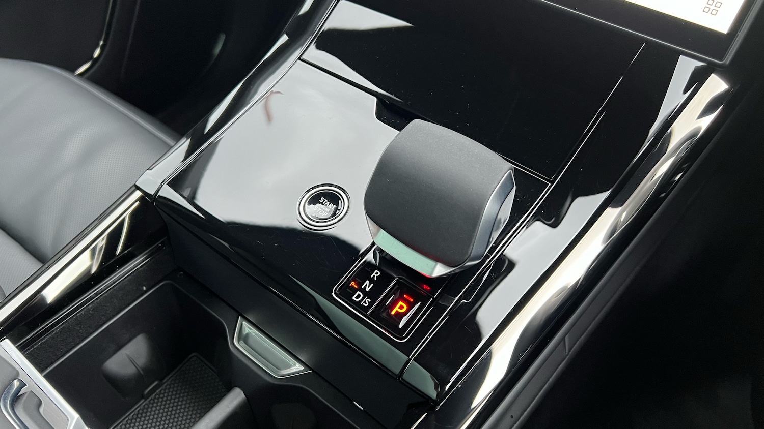 Used Land Rover Range Rover Sport 2025 for sale - 77548126: Photo 13