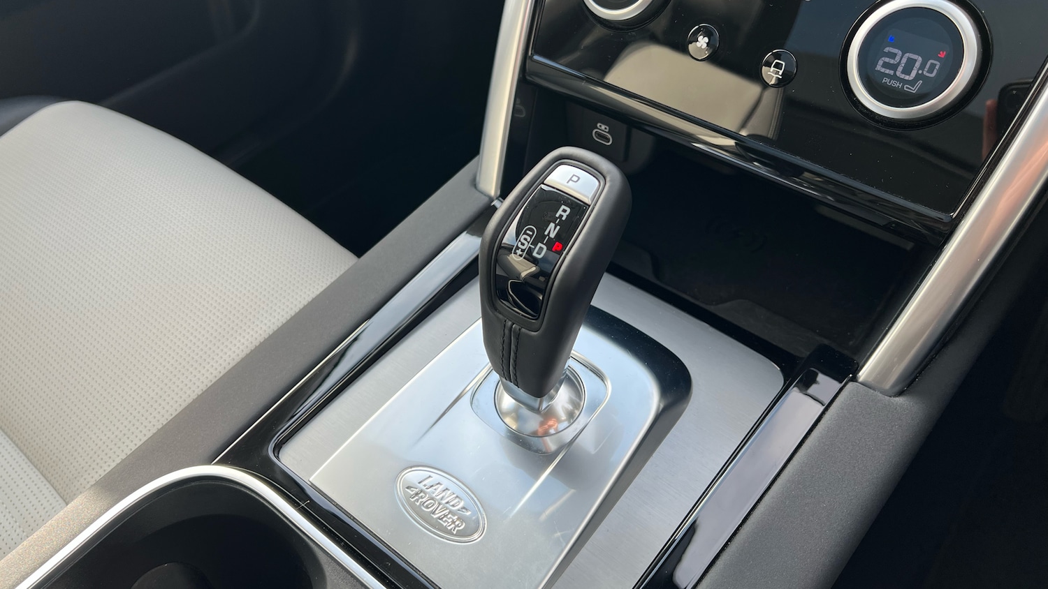 Used Land Rover Discovery Sport 2023 for sale - 77822040: Photo 13