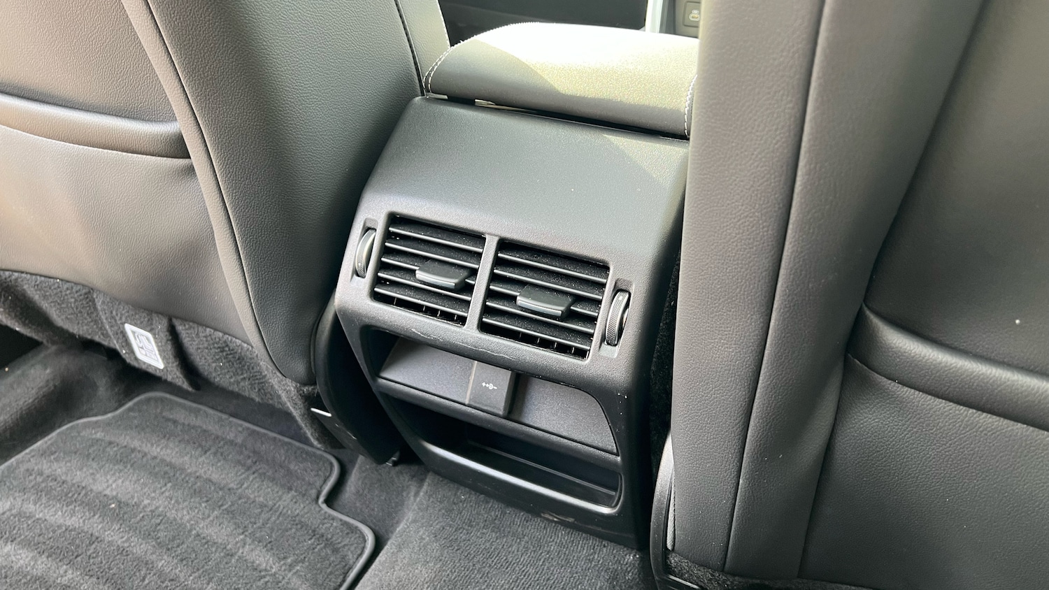 Used Land Rover Discovery Sport 2023 for sale - 77822040: Photo 18